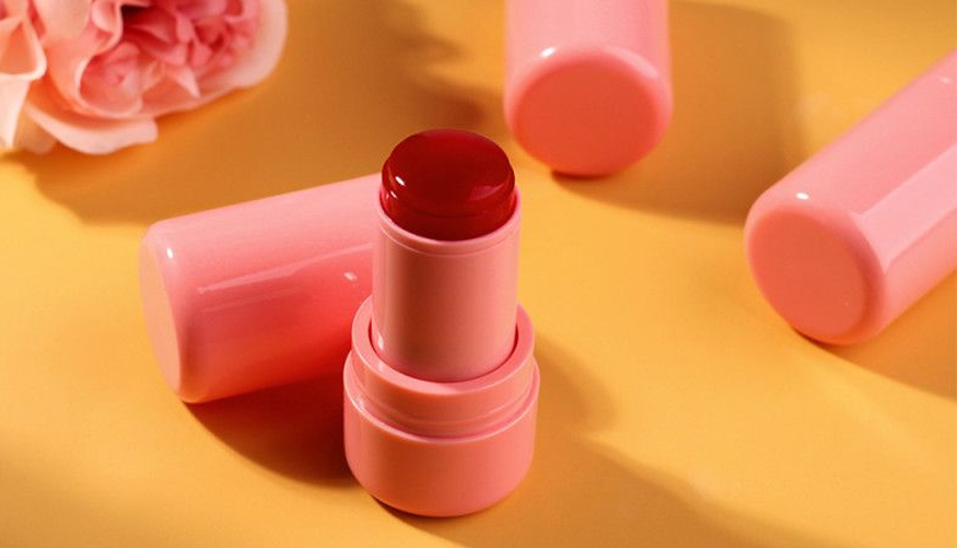 Adding Functionality To Blush Packaging: Travel-Size Options