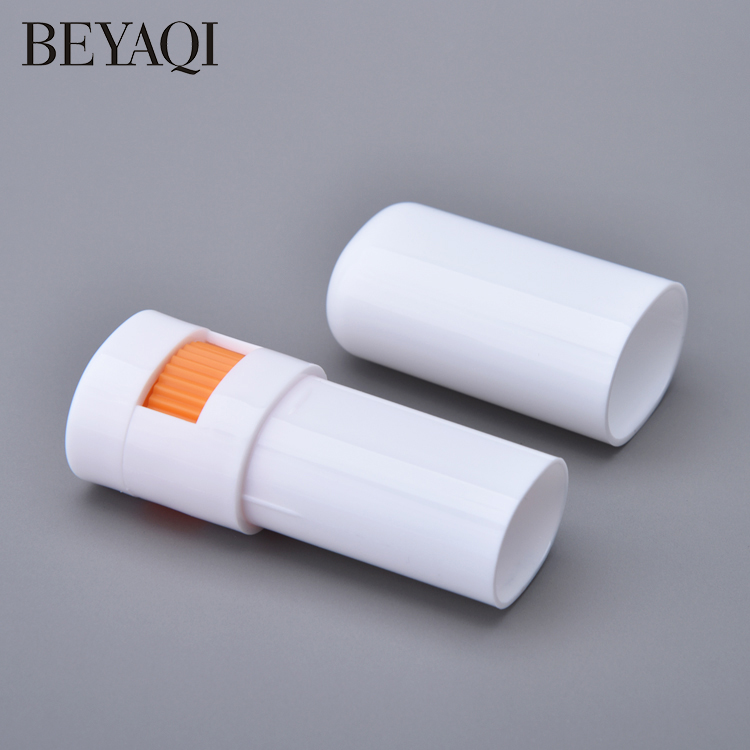 Personal Care Premium Brand Moisturizing Anti-wrinkle Lip Scrub Dual-effect Lip Balm PP 8.5g Oval Sunscreen Stick Tube
