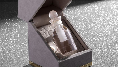 Luxury Cosmetic Packaging Lessons From Premium Spirits How To Create A High-End Product Experience.jpg